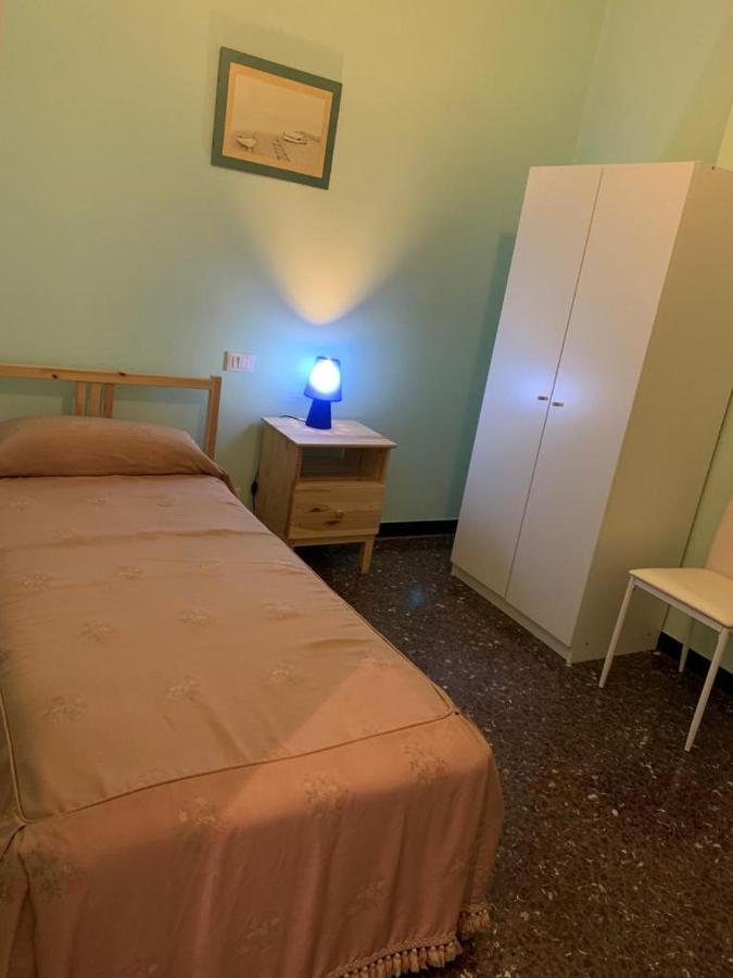 Dolce Notte, Near San Martino Hospital Bed & Breakfast Genoa Ngoại thất bức ảnh